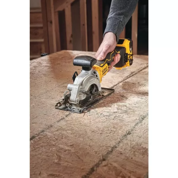 DEWALT ATOMIC 20-Volt MAX Cordless Brushless 4-1/2 in. Circular Saw with (1) 20-Volt Battery 5.0Ah & Charger