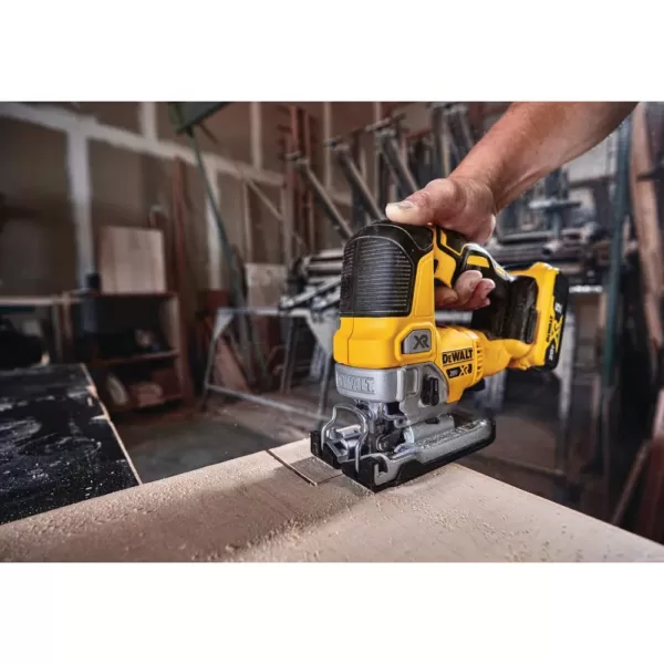 DEWALT 20-Volt MAX XR Cordless Brushless Jigsaw with (1) 20-Volt Battery 3.0Ah & Charger