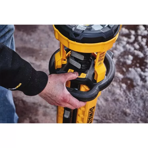 DEWALT 20-Volt MAX 3000-Lumen Tripod Light with (1) 20-Volt Battery 4.0Ah