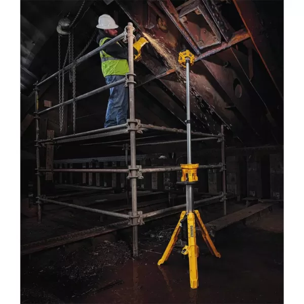 DEWALT 20-Volt MAX 3000-Lumen Tripod Light with (1) 20-Volt Battery 4.0Ah