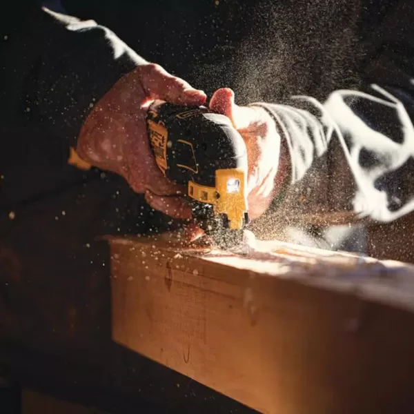 DEWALT ATOMIC 20-Volt MAX Cordless Brushless Oscillating Multi-Tool (Tool-Only)