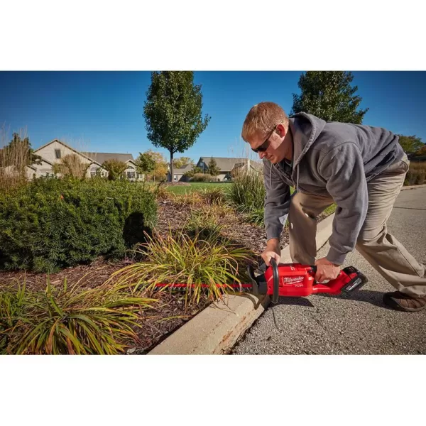 Milwaukee M18 FUEL 24 in. 18-Volt Lithium-Ion Brushless Cordless Hedge Trimmer Kit with 8.0 Ah Battery and Rapid Charger