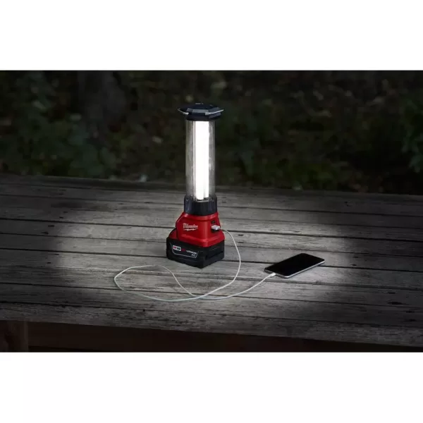 Milwaukee M18 18-Volt Lithium-Ion Cordless 700-Lumen LED Lantern/Flood Light (Tool-Only)